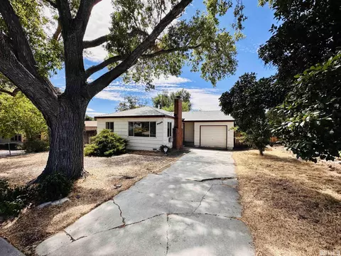 2002 Lassen Dr, Reno, NV 89503
