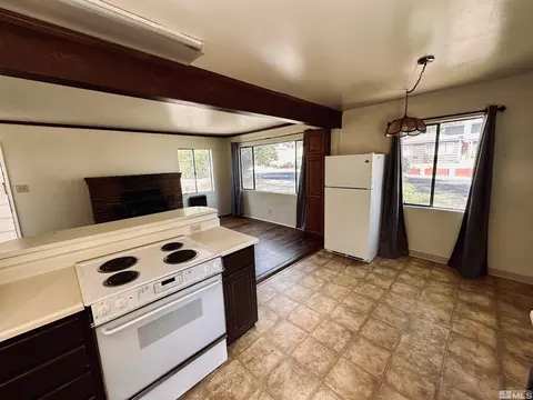2002 Lassen Dr, Reno, NV 89503 photo 5