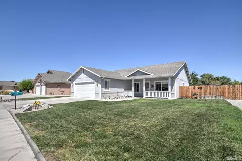 384 Colorado Ln, Fallon, NV 89406