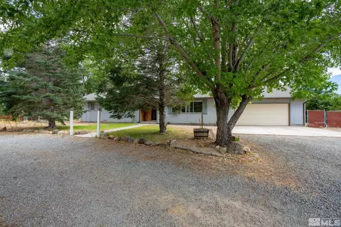 1511 Downs, Minden, NV 89423 photo 2