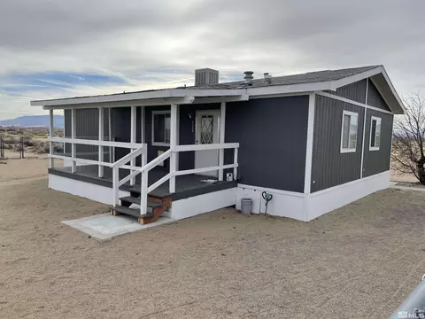 3345 E 5th St, Silver Springs, NV 89429