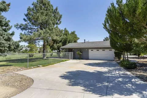 5215 Cypress Point Dr, Reno, NV 89502