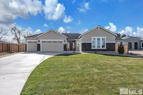 401 White Hawk Rd, Fernley, NV 89408