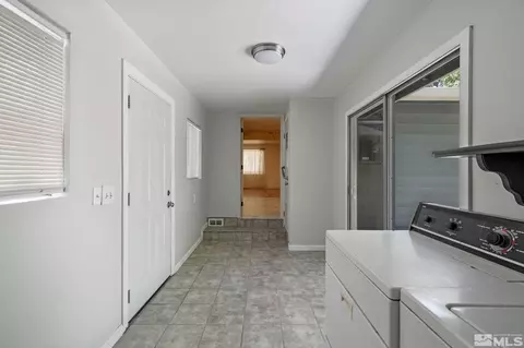 302 E Long St, Carson City, NV 89706 photo 26