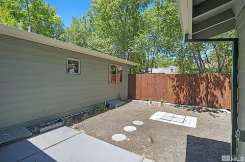 302 E Long St, Carson City, NV 89706 photo 32
