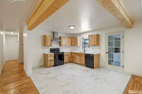 302 E Long St, Carson City, NV 89706 photo 12