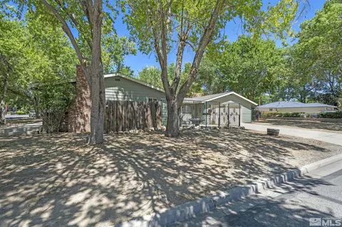 302 E Long St, Carson City, NV 89706 photo 2