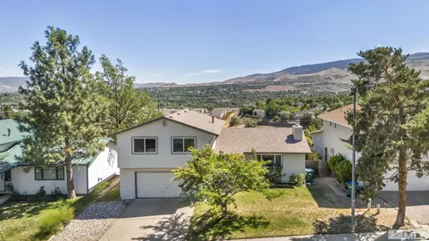 2835 Everett Dr, Reno, NV 89503 photo 4