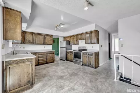 2835 Everett Dr, Reno, NV 89503 photo 9