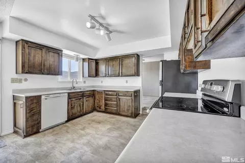 2835 Everett Dr, Reno, NV 89503 photo 10