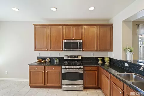 7007 Woodward Rd, Sparks, NV 89436 photo 5