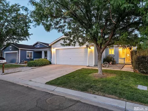 324 Rue De Ln, Sparks, NV 89434