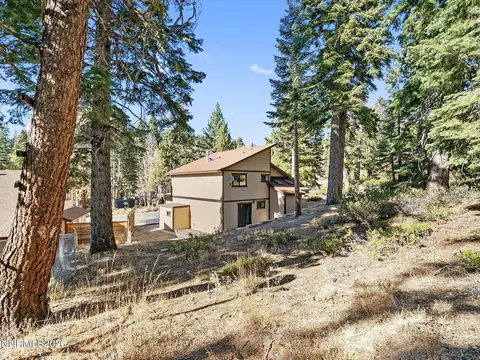 Exterior - 449 Andria Dr, Stateline, NV 89449 photo 9 of 10