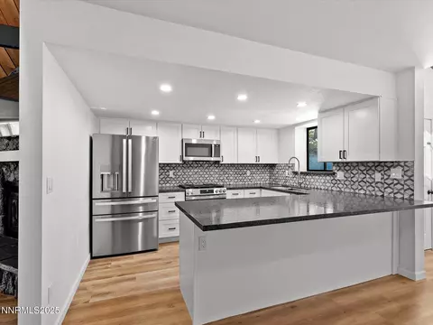 Kitchen - 449 Andria Dr, Stateline, NV 89449 photo 2 of 16
