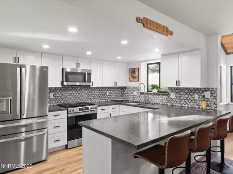 Kitchen - 449 Andria Dr, Stateline, NV 89449 photo 14 of 16