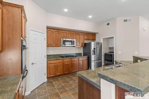 10560 Dillingham Dr, Reno, NV 89521 photo 15