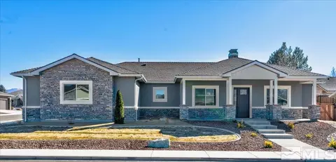 1015 Keystone Ct, Gardnerville, NV 89460
