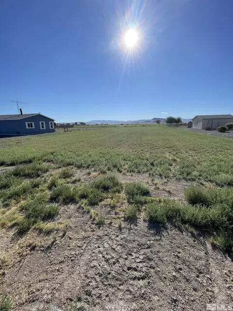825 N Meridian Rd, Lovelock, NV 89419