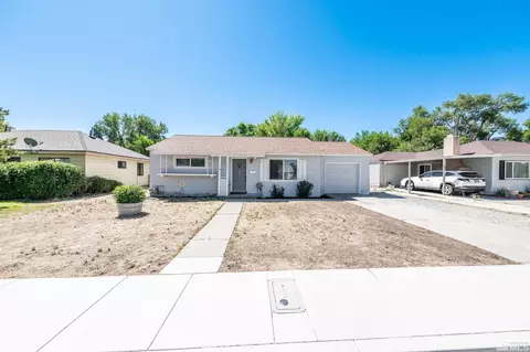 309 J St, Sparks, NV 89431