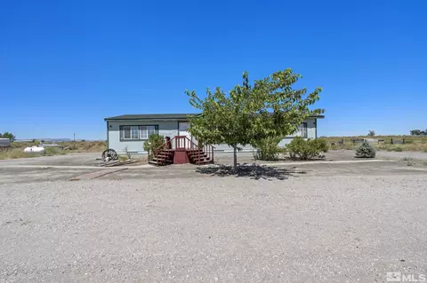 6362 Sierra Way, Fallon, NV 89406 photo 2