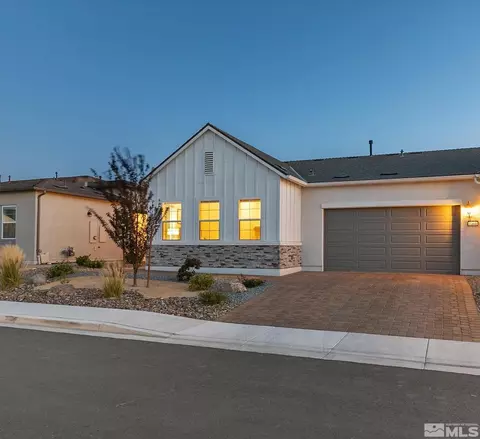 7365 Oakmont Ln, Sparks, NV 89436