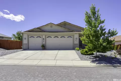 18317 Panda Bear Ct, Reno, NV 89508