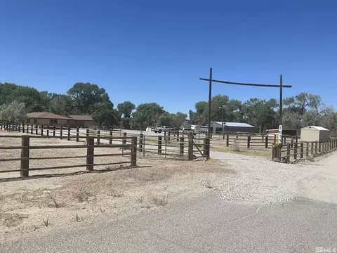 1677 Rio Vista Dr, Fallon, NV 89406