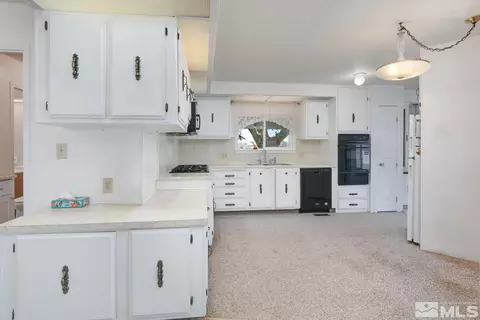 595 Babb Pl, Fallon, NV 89406 photo 4