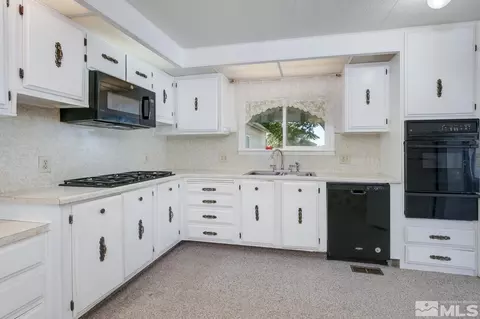 595 Babb Pl, Fallon, NV 89406 photo 6