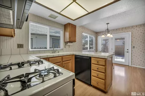1663 Union St, Sparks, NV 89434 photo 8
