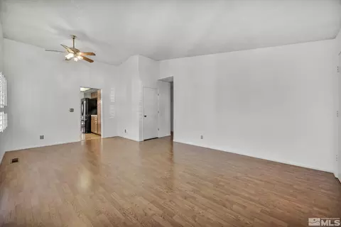 1663 Union St, Sparks, NV 89434 photo 4