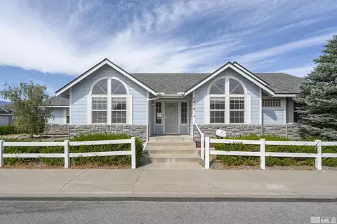 4018 Southpointe Dr, Carson City, NV 89701