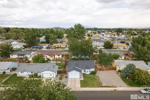 406 Kathy Ave, Yerington, NV 89447