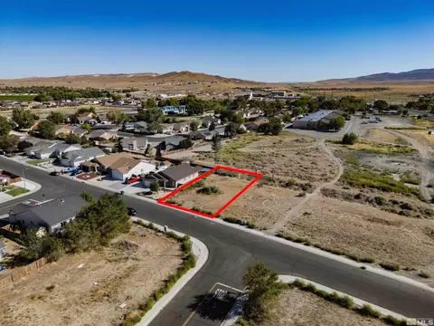 425 Sunshine, Fernley, NV 89408
