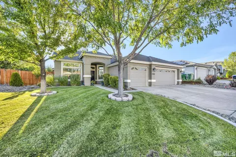 17905 Blake Ct, Reno, NV 89508