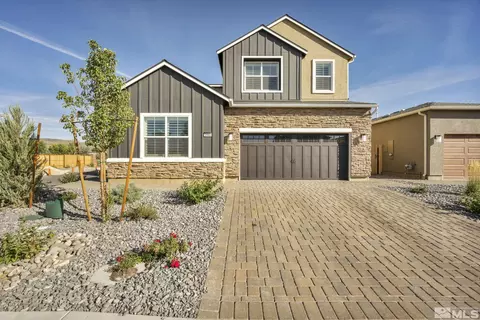 2493 Metolius Dr, Sparks, NV 89436