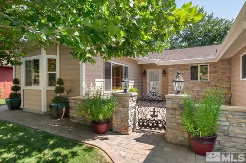 813 N Richmond Ave, Carson City, NV 89703