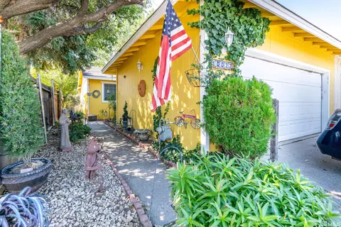 10022 Humite Ln, Reno, NV 89506