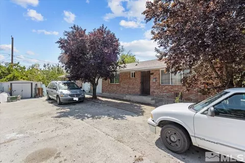 1332 E 11th St, Reno, NV 89512