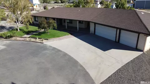 1361 Raeline Ln, Minden, NV 89423