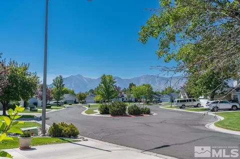 1139 White Oak Loop, Minden, NV 89423 photo 3