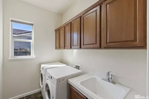 10295 Cavalry Cir, Reno, NV 89521 photo 32
