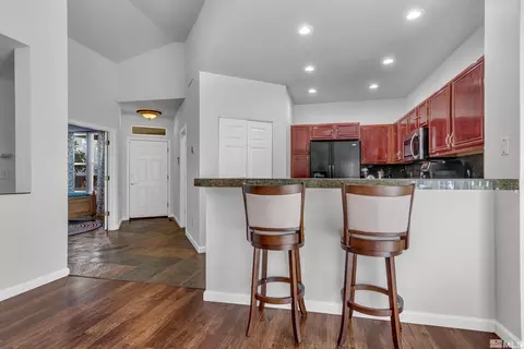 809 Caughlin, Reno, NV 89519 photo 5
