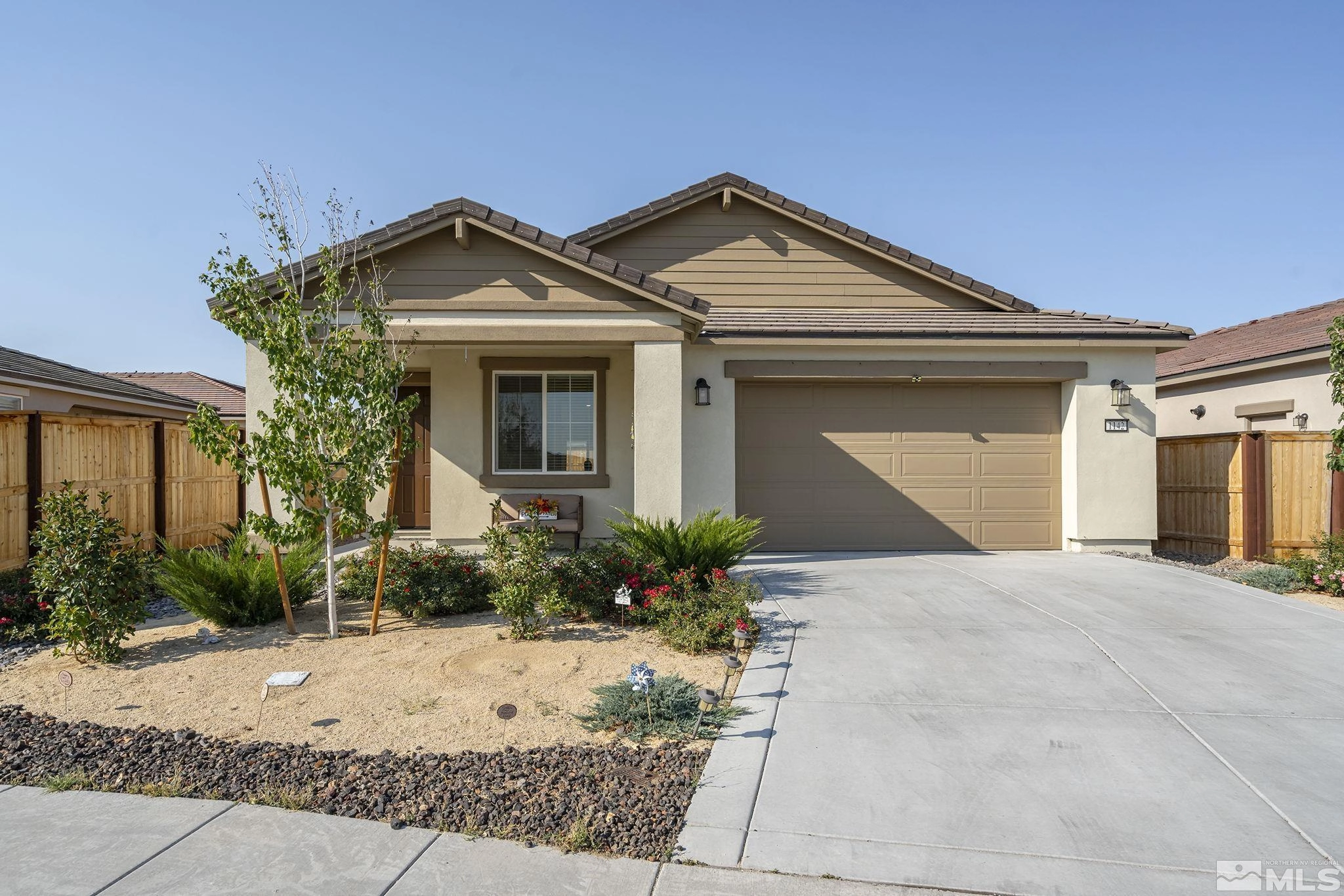 1142 RISING TIDES Dr  