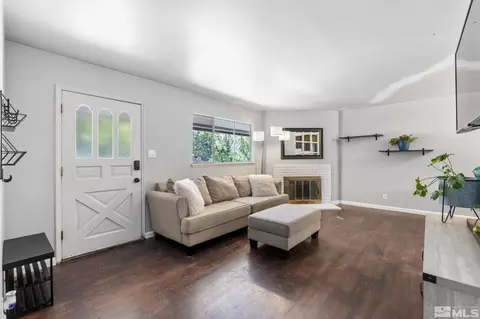 855 Ruby Ave, Reno, NV 89503 photo 3