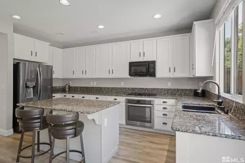 11225 Parma Way, Reno, NV 89521 photo 6