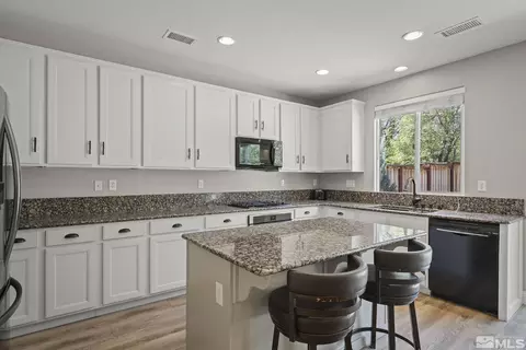 11225 Parma Way, Reno, NV 89521 photo 7