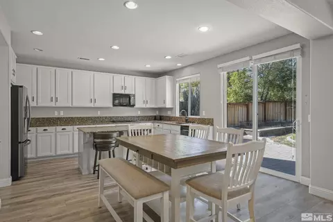 11225 Parma Way, Reno, NV 89521 photo 4