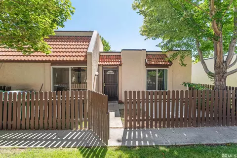 1020 Baywood Dr # C, Sparks, NV 89434