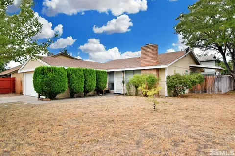 2077 Bonita Vista Dr, Sparks, NV 89434